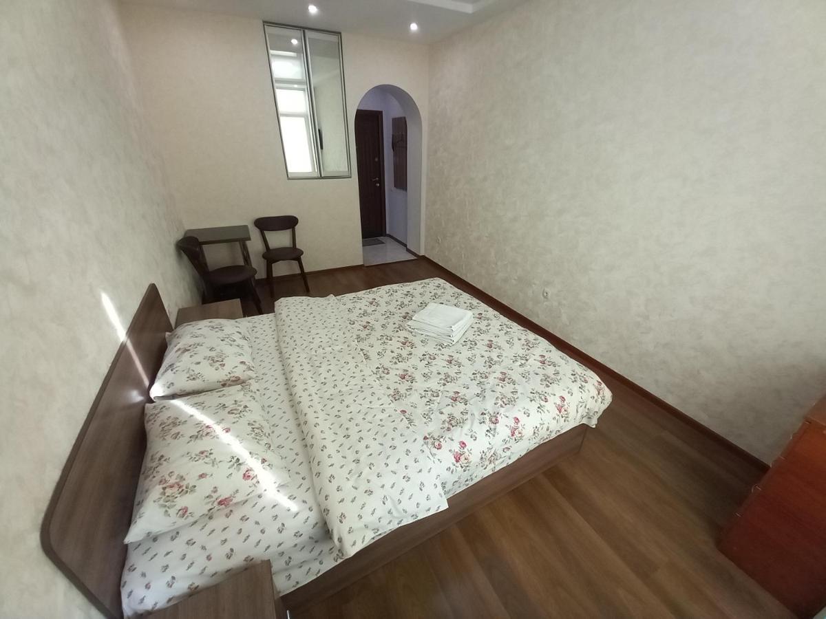 Smart Apartments Drahomanova 2А Киев Екстериор снимка