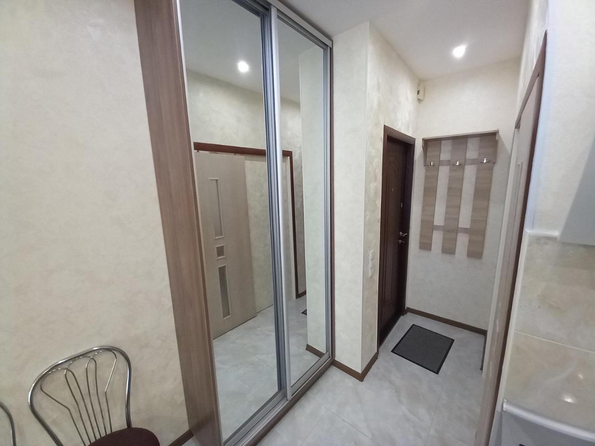 Smart Apartments Drahomanova 2А Киев Екстериор снимка